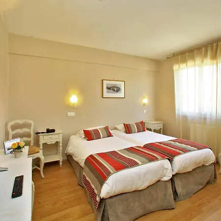 Logis - Le Belvedere - 2 Etoiles Et Restaurant 2* Rocamadour