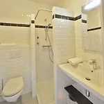 Logis - Le Belvedere - 2 Etoiles Et Restaurant ホテル 2*