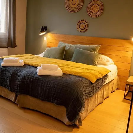 Hotel Logis - Le Belvedere - 2 Etoiles Et Restaurant 2*