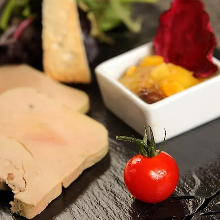 מלון Logis - Le Belvedere - 2 Etoiles Et Restaurant