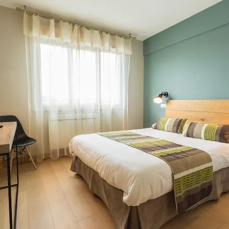 Logis - Le Belvedere - 2 Etoiles Et Restaurant Рокамадур