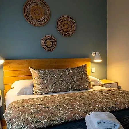 Otel Logis - Le Belvedere - 2 Etoiles Et Restaurant 2*