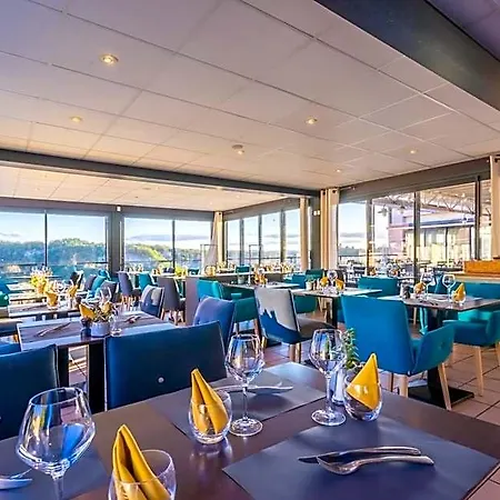 Logis - Le Belvedere - 2 Etoiles Et Restaurant 2*