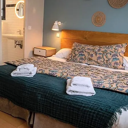 Otel Logis - Le Belvedere - 2 Etoiles Et Restaurant 2*
