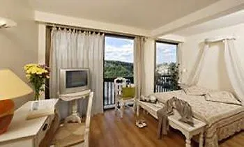 Logis - Le Belvedere - 2 Etoiles Et Restaurant רוקמאדור