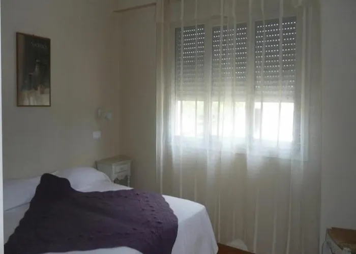 Ξενοδοχείο Logis - Le Belvedere - 2 Etoiles Et Restaurant 2*