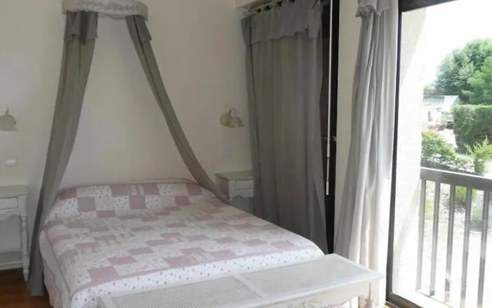 Logis - Le Belvedere - 2 Etoiles Et Restaurant 2*