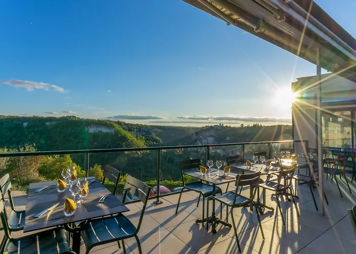 Logis - Le Belvedere - 2 Etoiles Et Restaurant Rocamadour