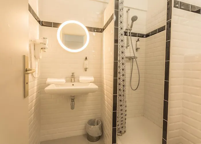 Logis - Le Belvedere - 2 Etoiles Et Restaurant