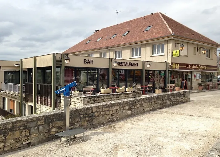 Logis - Le Belvedere - 2 Etoiles Et Restaurant Hotel